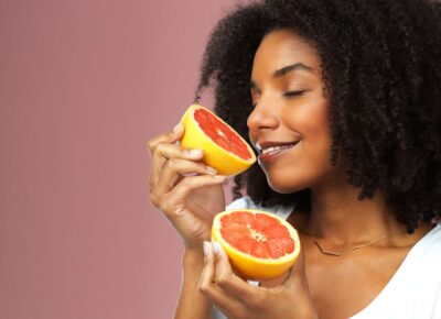 L’odeur de fruits mûrs pour ralentir la croissance des cellules cancéreuses ?